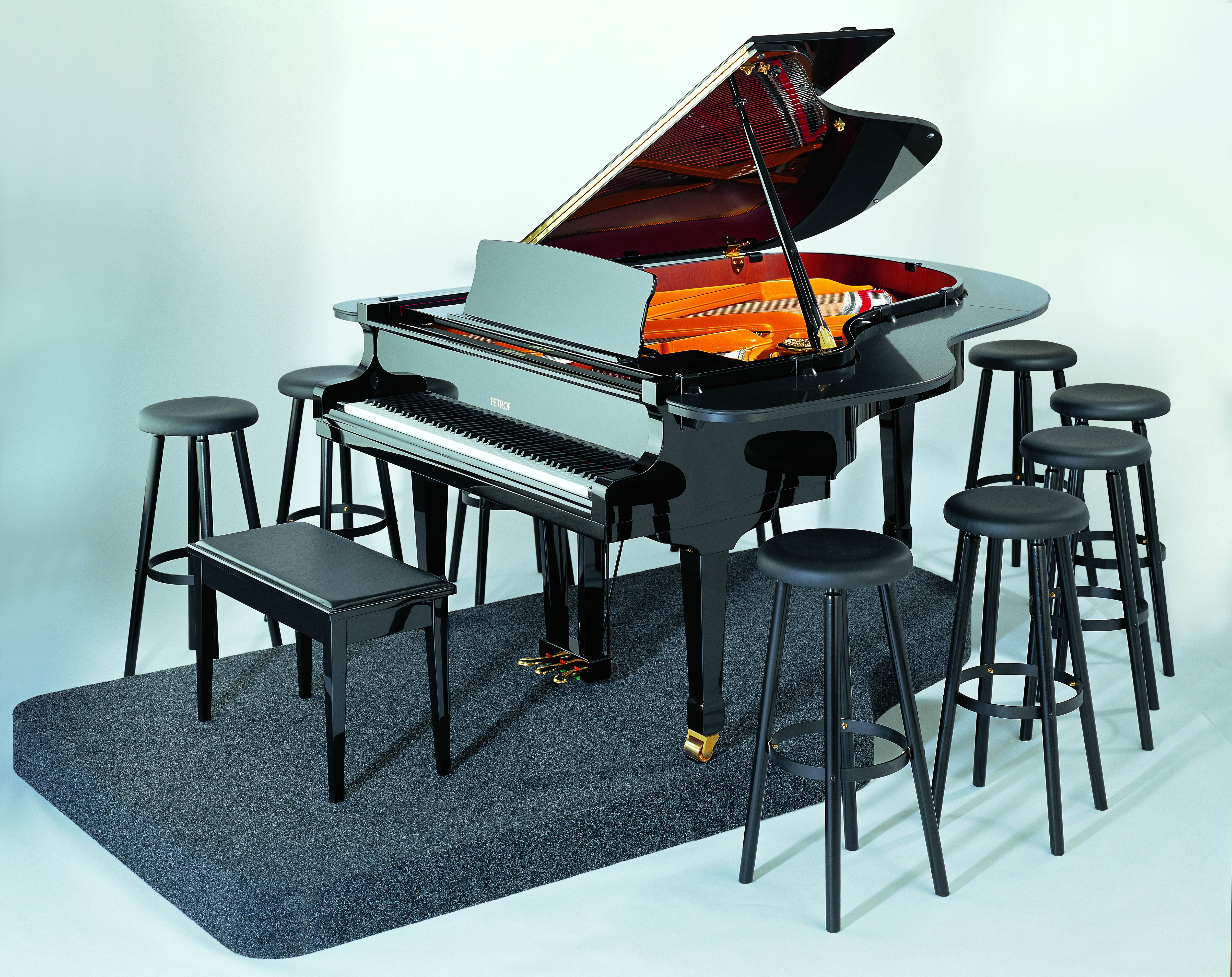 PETROF Pianobar PETROF Pianobar